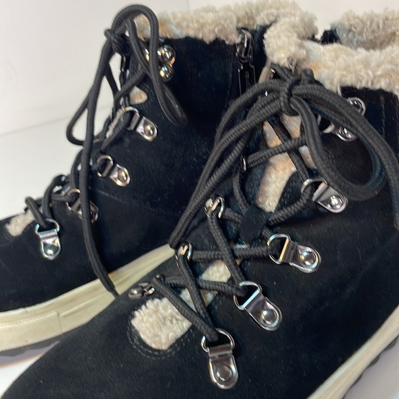 Blondo Shylo Black Suede Waterproof High-Top Lace-Up Sneaker/Booties Women 9 - Picture 7 of 12